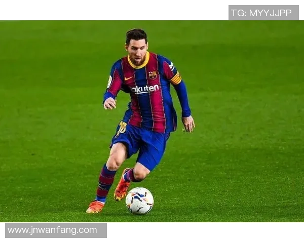 足球球星技能包解析：全面提升进攻防守技巧，助力球员全面发展